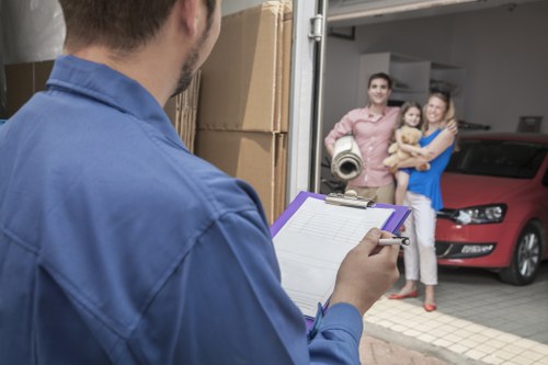 Flexible moving truck support for residential and commercial customers