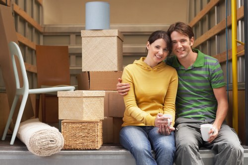 Helpful local moving support near Grove Park homes and flats