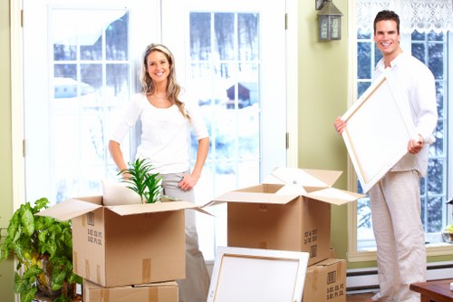 Local delivery and removals support for Grove Park businesses
